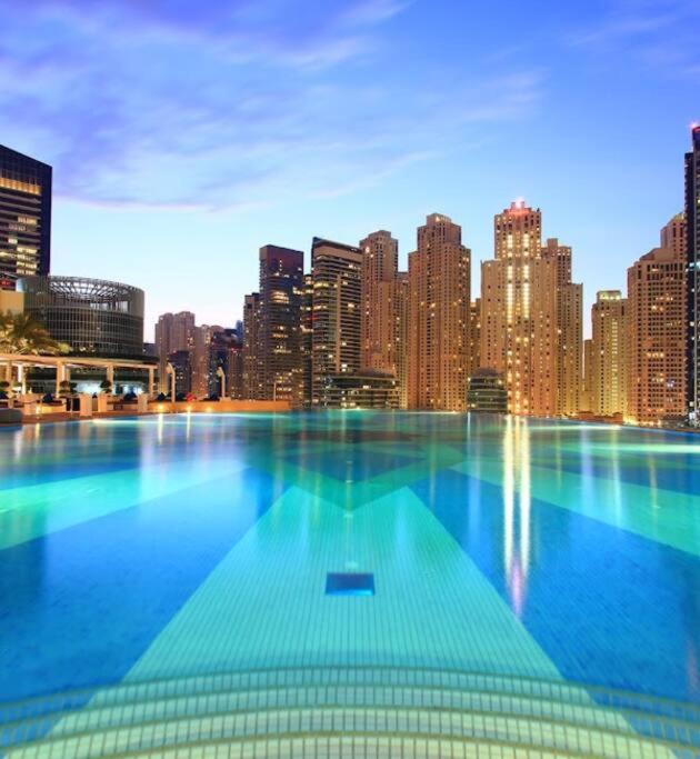 Jw Marriott Hotel Marina Residence Dubaj Exteriér fotografie